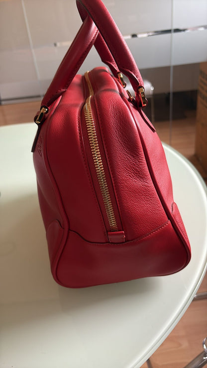 Loewe amazona 75 bandolera rojo